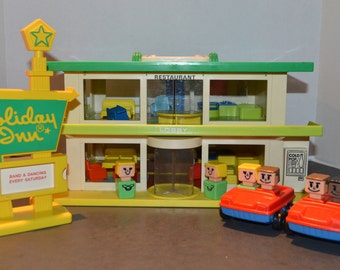 1974 Playskool No.480 Familiar Places Holiday Inn Play Set