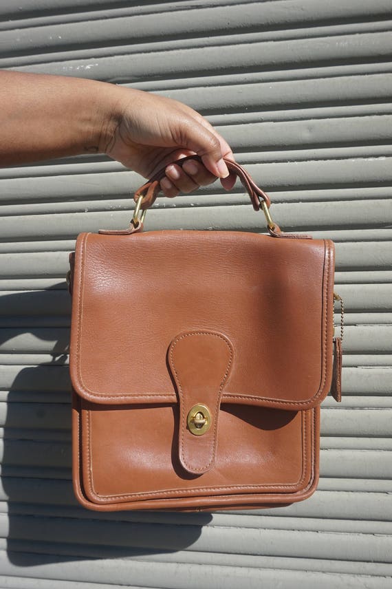 Vintage Coach Purse 1980s // Light Brown Leather // Tan