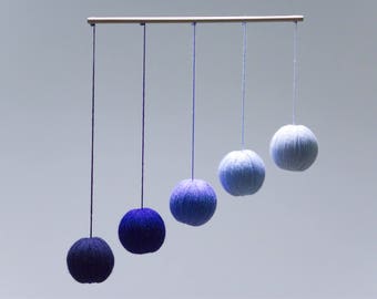 Gobbi mobile. Montessori mobile. Montessori toy. Baby toy. Crib toy. Hanging toy. Essential baby mobile. Classic baby toy. Development toy.