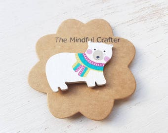 Polar Bear brooch. Polar Bear badge. Polat Bear jewellery. Polar Bear jewellery. White bear brooch. Christmas Polar bear accessory.