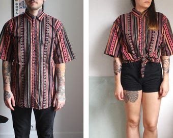 CHEMISE A MOTIFS