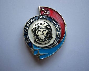 Vintage soviet USSR pin badge Gagarin - hammer&sickle -1961