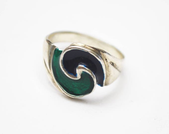 Yin Yang Ring - Sterling silver - blue and green enamel - earth Ocean = size 7
