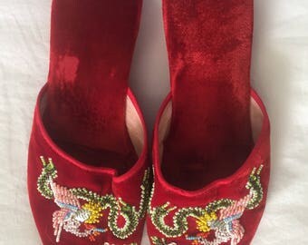 1950's RED VELVET SLIPPERS Size 8.5 Hand Beaded Stork and Flowers Theater Costume 2C