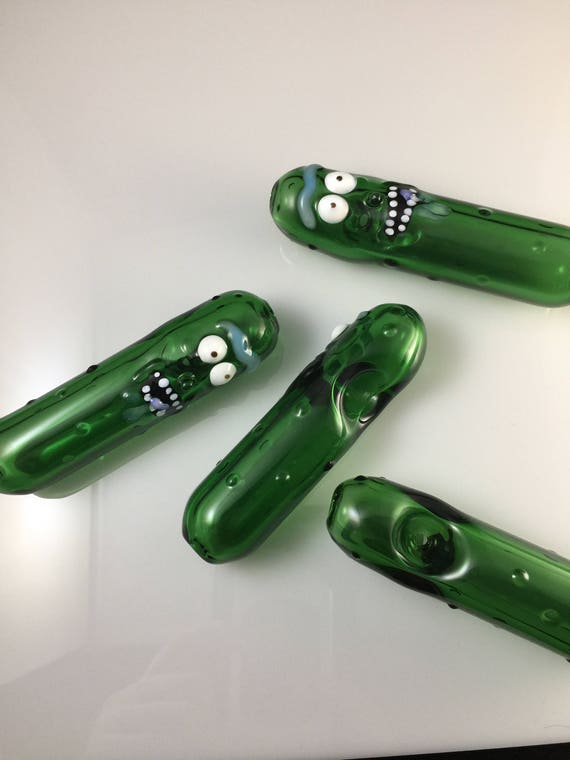 Rick And Morty Pickle Rick Glass Tobacco Pipe