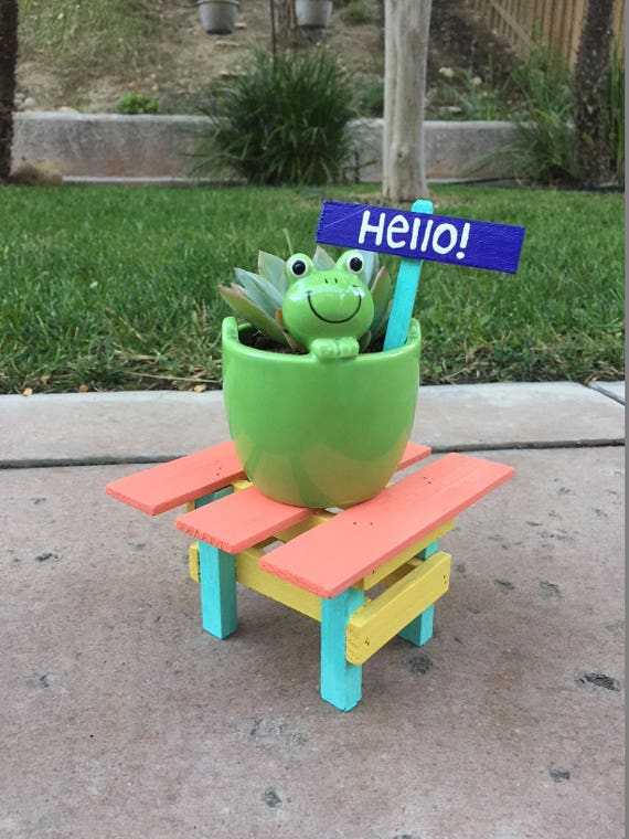 Items similar to Custom! Frog pot, Wooden Planter Stand, Sign, Live ...