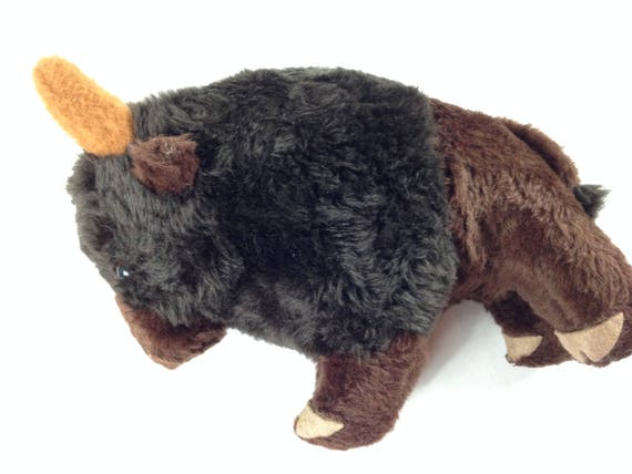 buffalo pillow pet