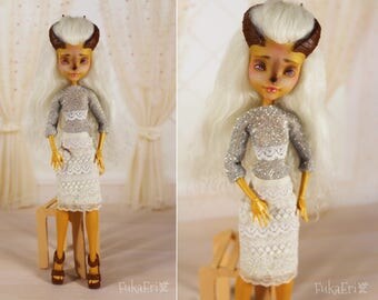 Clothes/Outfit/Skirt + Blouse for Monster High dolls