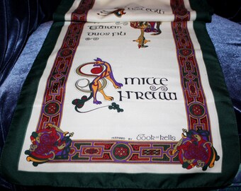 80's, Celtic, Book of Kells, Vintage, Irish, Ireland, Scarf, Shawl, Latin, Gaelic, Kells, Green, Red, Antique, Knot, Design, Gift, Accesory