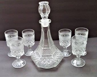 Anchor Hocking Wexford Ships Decanter with 6 Claret Wine Glasses