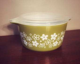 Vintage Pyrex Spring Blossom, Crazy Daisy Casserole 1 Qt Dish 473 with Lid