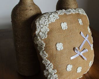 Ring pillow juta and flower lace hand made