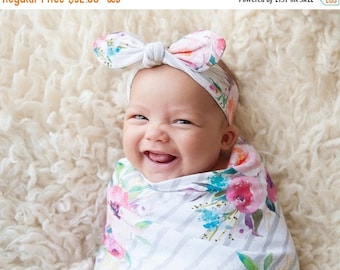 ON SALE Swaddle blanket + optional baby knot hat or headband, baby girl gift, baby shower gift, Bouquets on Gray, floral baby, new mom gift