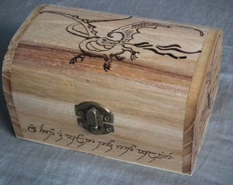 Dragon Chest, The Hobbit, Smaug, Hand Engraved, Pyrography, Wooden Box, LOTR, Tolkein, Wooden Chest