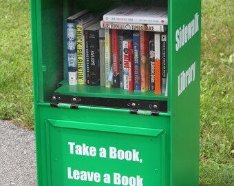 Little Sidewalk Library
