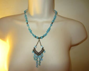 Blue bronze pendant necklace