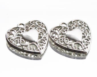 Silver plated heart pendant and filigree