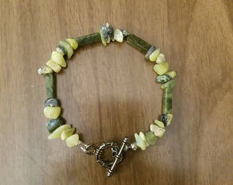 Jade and yellow turquoise beaded bracelet