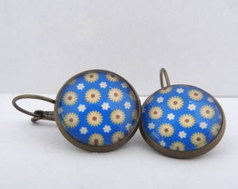 Sunflowers and daisies blue cabochon earrings