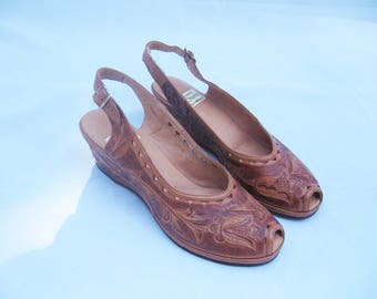 vintage Mexican tooled leather pumps heels 9 B 8.5