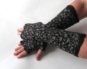 Hand Felted Mittens, Black fingerless gloves, Wool gloves, Black and White, Winter gift, Warm mitts, Black gloves