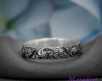 Silver Wildflower Wedding Band - Unisex Bridal Floral Narrow Band - Flower Florentine Wedding Band - Unisex Floral Silver Wedding Band