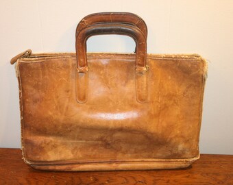 Vintage Coach Bag,coach bag,coach purse,coach,vintage coach,vintage leather,leather coach,distressed coach,distressed,distressed vintage