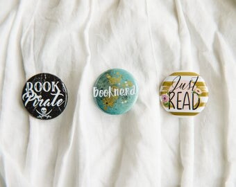 Bookish Buttons