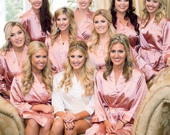 Bridesmaid Robes, Set of 6, Satin Robes, Bridesmaids Gifts, Wedding Party, Monogrammed Bridal Party Robes, Silk Bridesmaid Robes, Silk Robe