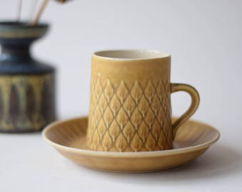 Quistgaard - RELIEF - coffee cup & saucer - Kronjyden - Danish mid century tableware