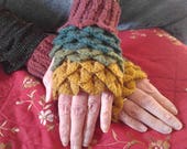 Woodsy/Ranger Dragonscale Fingerless Gloves SM/M