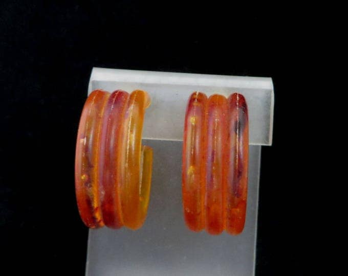 Amber Lucite Hoops, Vintage 1950s Golden Brown Clip-on Earrings