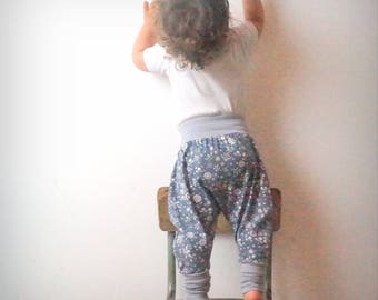 baby blue-gray organic jersey, flowers and dragonflies harem pants