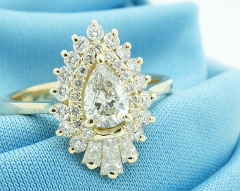 Diamond Engagement Ring 1 ct-14K Yellow Gold-Promise ring-Pear diamond engagemant ring-Anniversary ring-Wedding&Engagement-Multistone ring