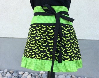 Teacher Apron with Pockets, Halloween Neon Green Bats Ruffle Apron, Craft, Vendor, Utility, Cooking Apron