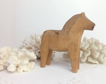 Unpainted old 6" Dala Horse / Hand carved pine Wood / Traditional Scandinavian Folk art / Vintage Sweden, Dalarna