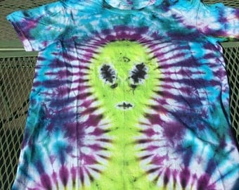 green tie dye alien shirt