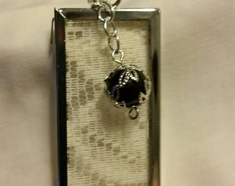 Earth Elements Frame Pendant