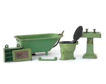 Tootsie Toy Doll Furniture 5 pc Green Bathroom Set Tub Toilet Sink Medicine Cabinet and Towel Rack