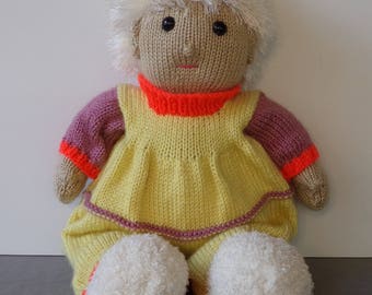 Knitted Doll with Sleeper and Slippers (Auna)