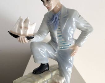 Royal Doulton Porcelain "Travelers Tale" HN3185 Reflections Series