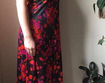 Vintage 70's halter floral maxi dress