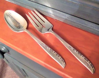 Vintage Salad Tosser and Server Fork and Spoon Silver Plate by Wm. A. Rogers 1948 Brittany Rose Pattern