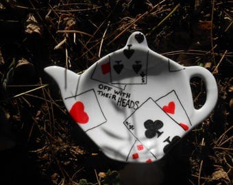 Teapot Shaped Tea Bag Holder Caddy - Alice's Adventures in Wonderland - Off with their heads