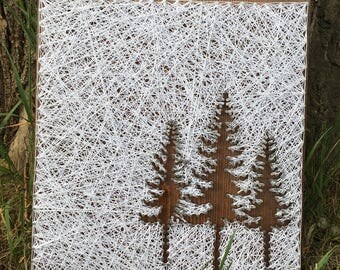 String Art Trees, Tree Wall Decor, Tree Art, Rustic Tree Sign, Rustic Wall Decor, Wood Wall Art, String Art Forest, Tree Decor, Nursery
