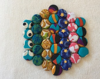 Hexagonal Kitchen Trivet with a Multicolor Pattern