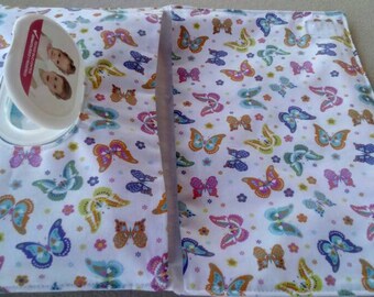 Portatoallitas and diapers, custom portatoallitas, craftsman portatoallitas, portatoallitas handmade, baby layette, handmade,