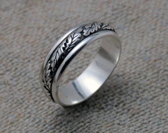 Oak leaf ring, sterling silver band, wedding band, oak tree, wedding ring, Latvian ring, men ring, gift for men, sterling silver ring, gift