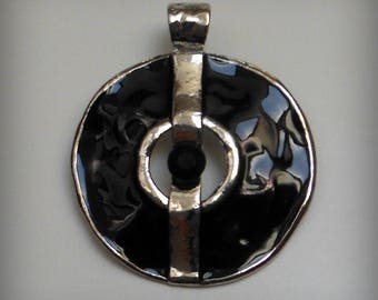 Black Circle Pendant