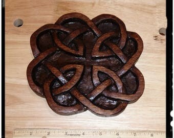 Carved celtic knot | Etsy